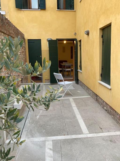 Appartamento Tre Archi Con Corte Privata Velence Kültér fotó