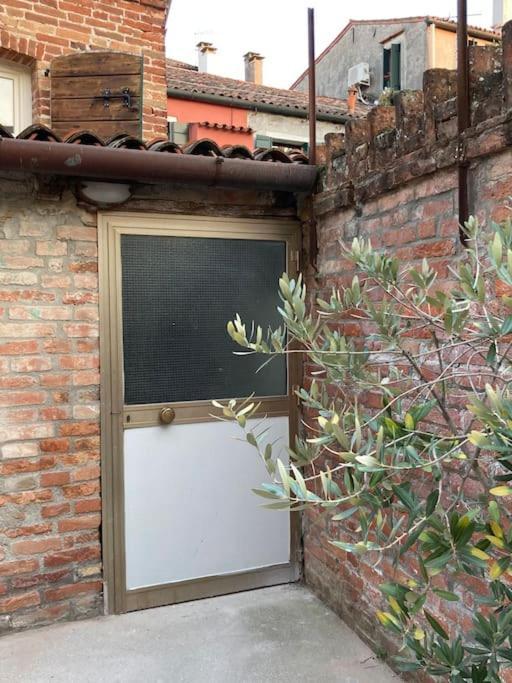 Appartamento Tre Archi Con Corte Privata Velence Kültér fotó